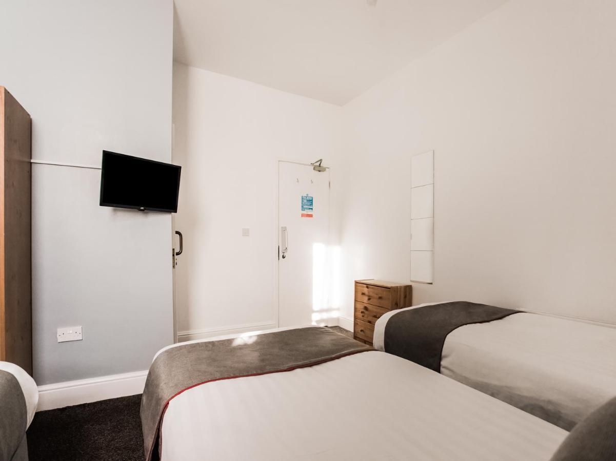 Newcastle West Hotel & Bar Esterno foto