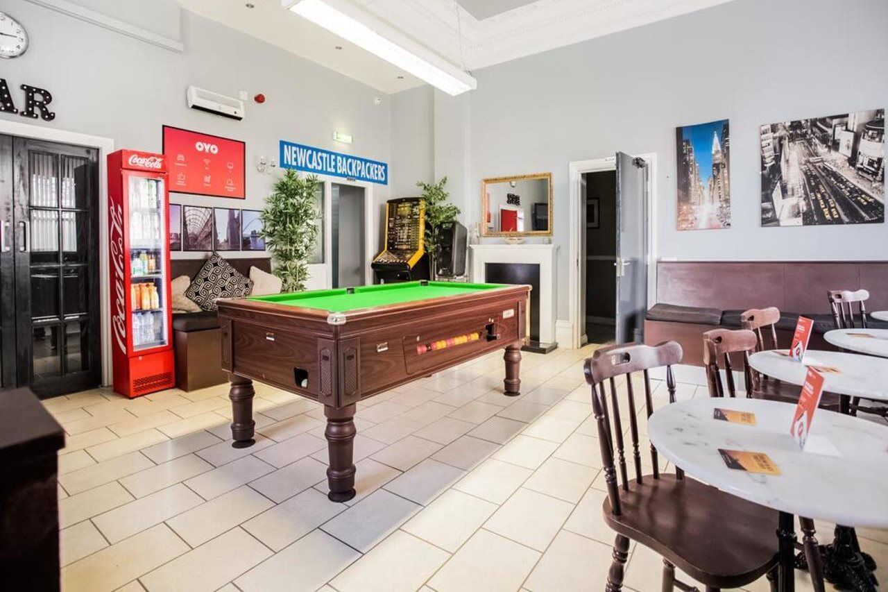 Newcastle West Hotel & Bar Esterno foto